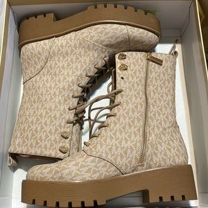 Michael Kors: Bryce Logo Platform Combat Boot